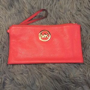 Michael Kors coral clutch